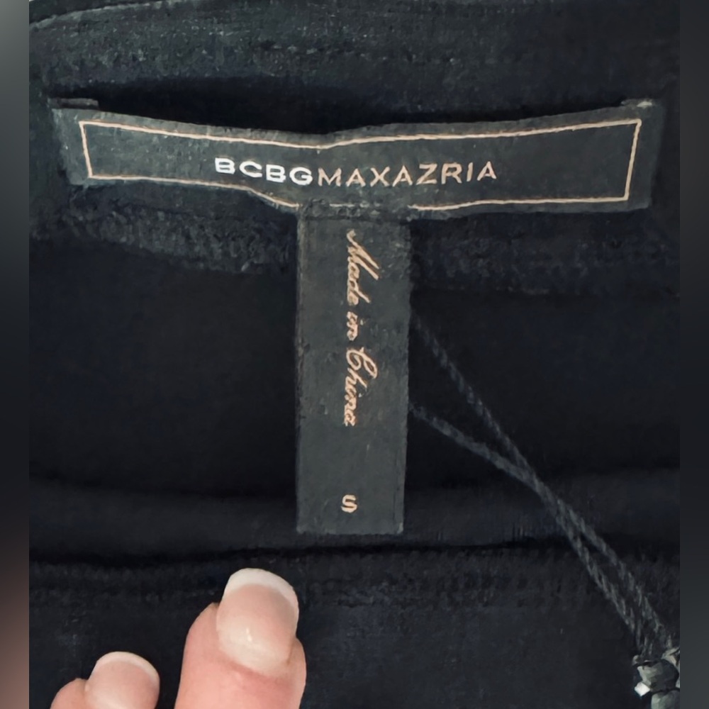 *NWT* - BCBG MaxAzria Black Pencil Skirt (Small) - Picture 6 of 9